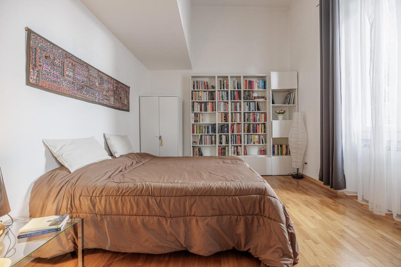 The Bookhouse Apartment Florence Exterior photo